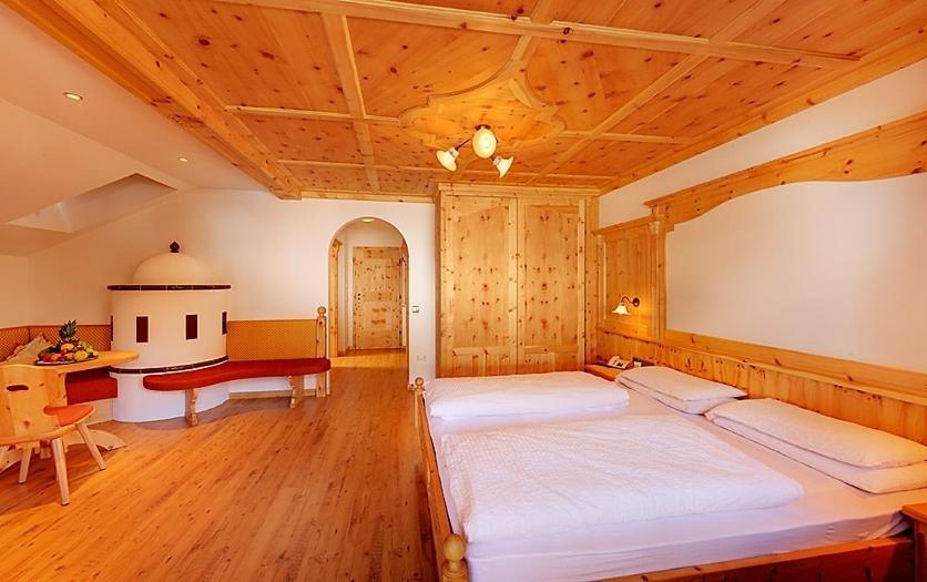 Hotel Alaska Selva di Val Gardena Quarto foto